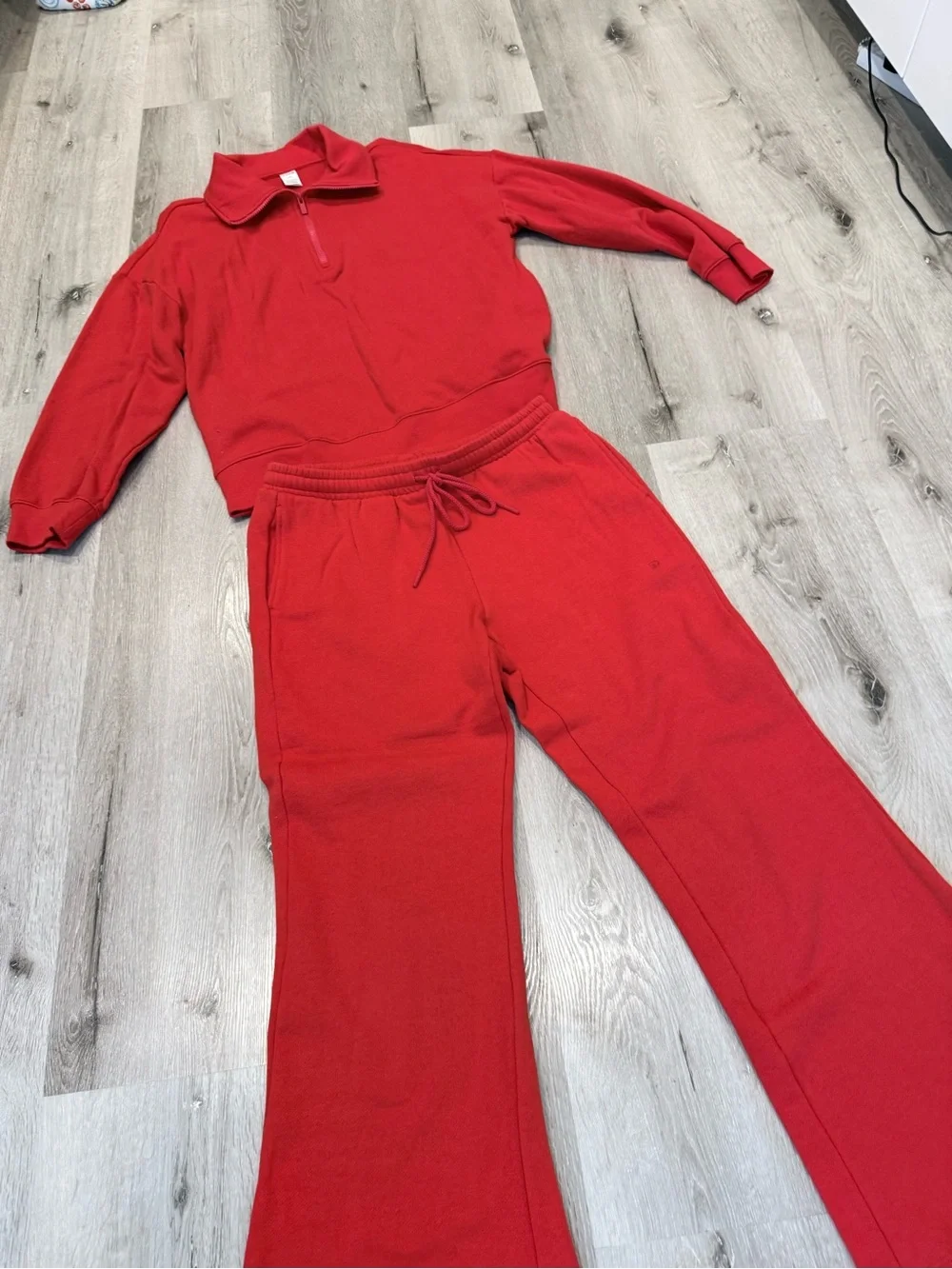 PINK Victoria's Secret Red Drawstring Sweatpants Set - Picture 5 of 6